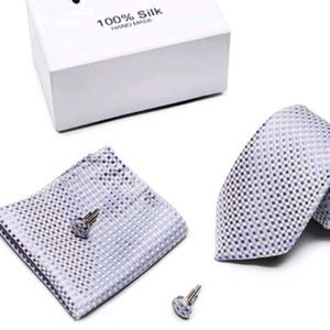 Mens silk Tie, Handkerchief, cufflink. gift set.